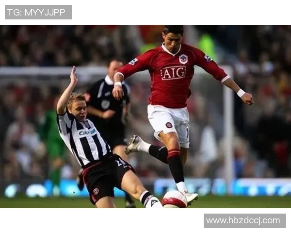 瘦小身材却技艺超群的足球明星们盘点与成就分析